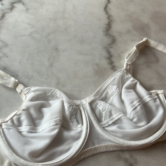 Bali Flower Underwire Unlined Full Coverage Bra 0180 Ivory White 38C - Picture 7 of 10